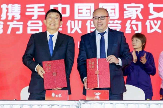 亚洲欧美乱综合图片区